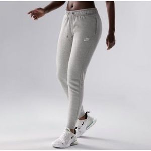 Nike essential fleece grey jogger sweats small